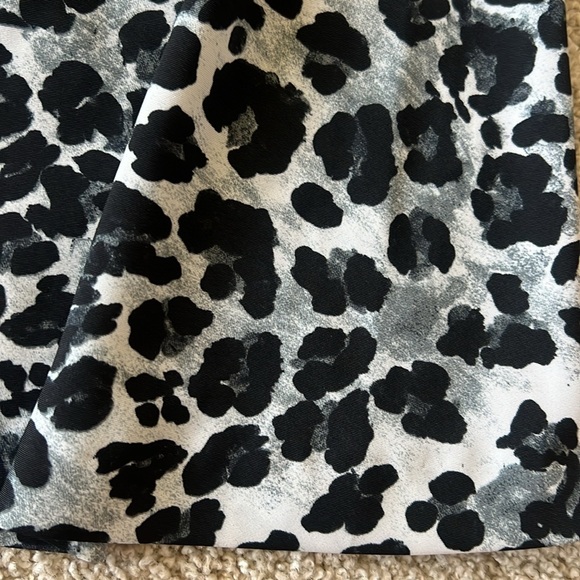 Zara Shorts - Picture 3 of 3